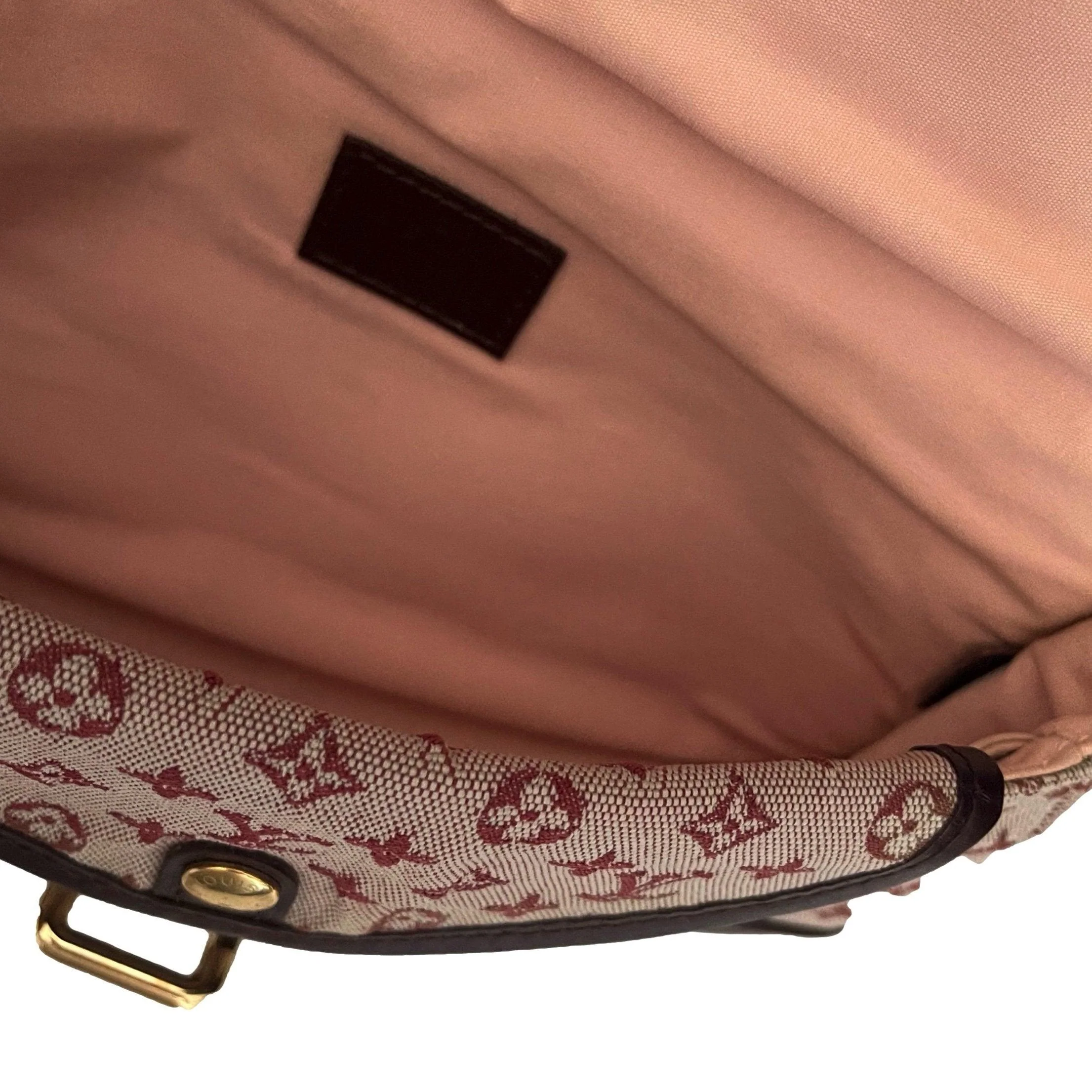 Louis Vuitton Burgundy Monogram Canvas Shoulder Bag - Image 4