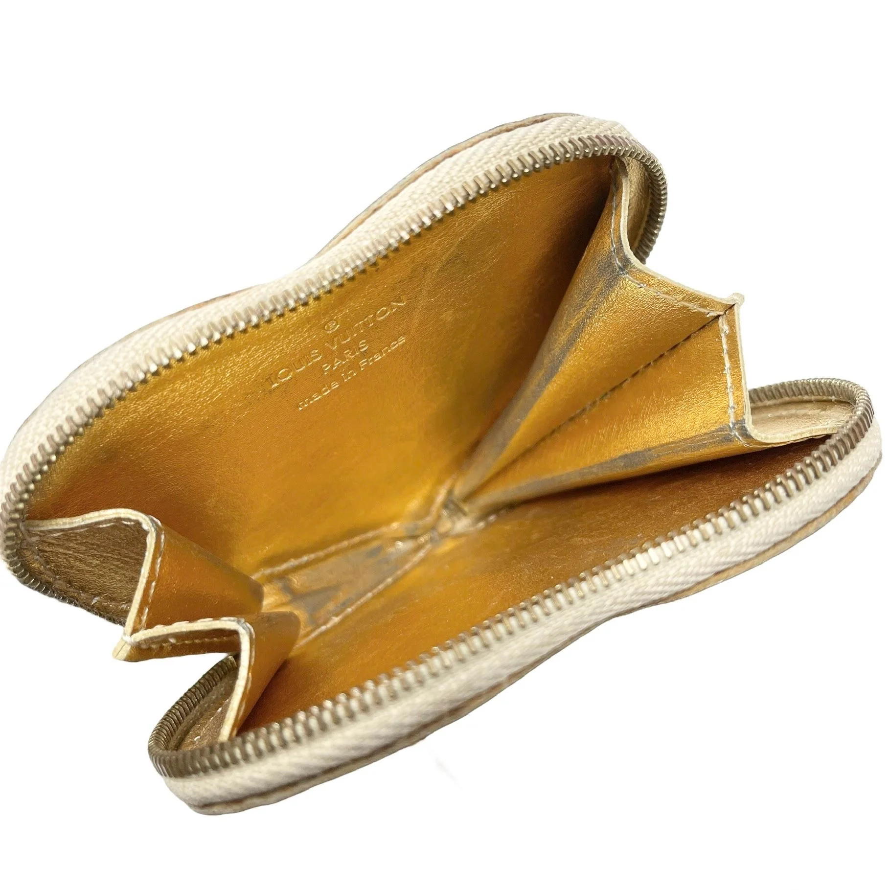 Louis Vuitton Gold Heart Pouch - Image 3