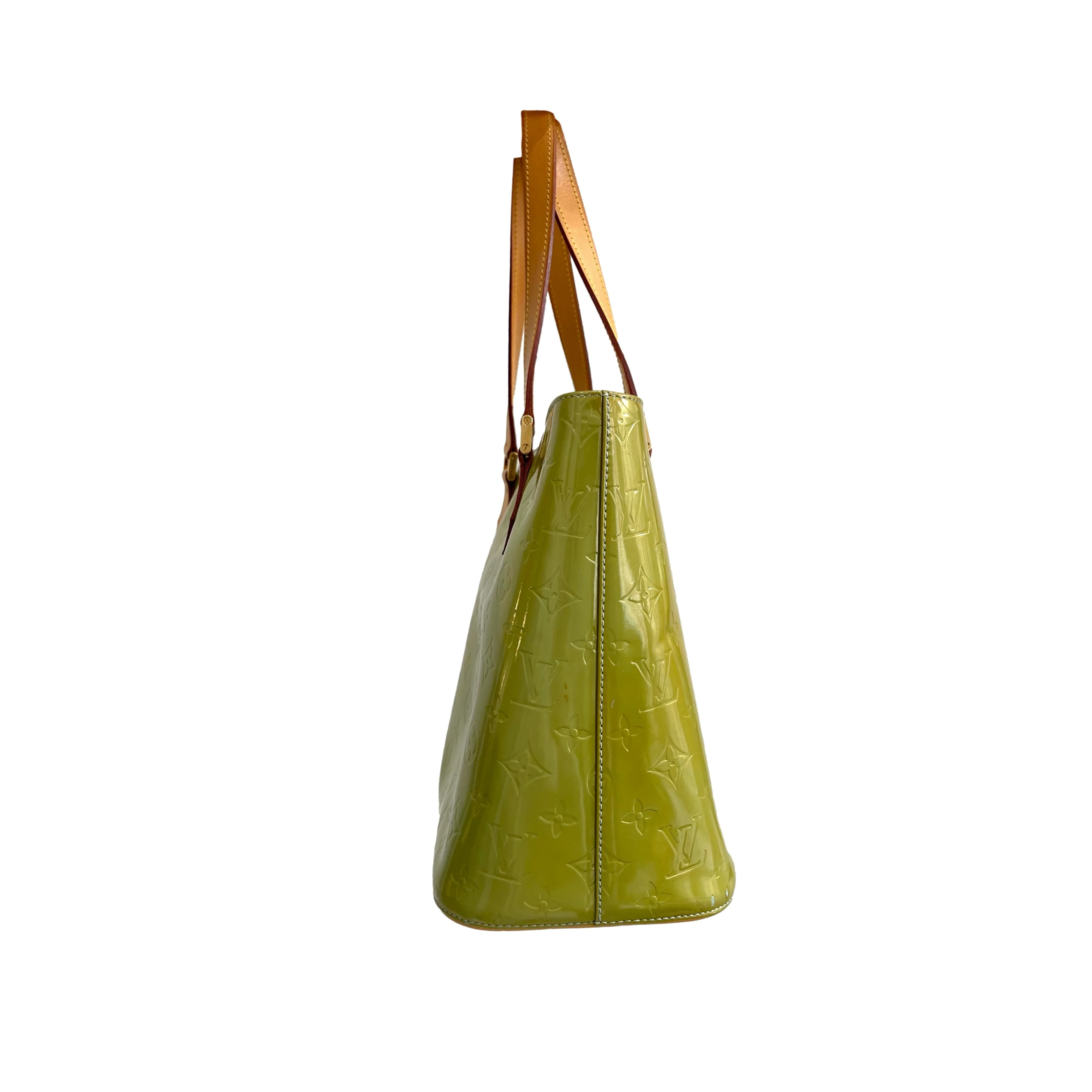 Louis Vuitton Green Vernis Shoulder Bag - Image 2
