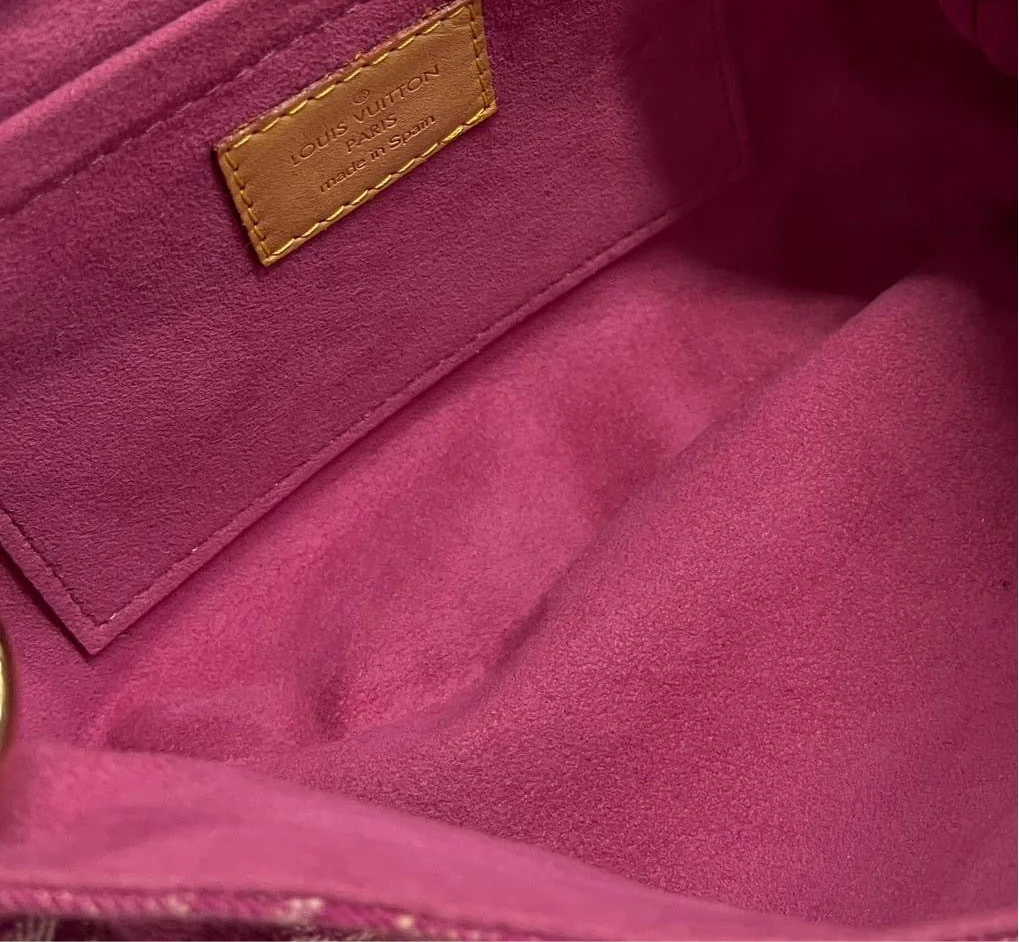 Louis Vuitton Pink Denim Shoulder Bag - Image 4