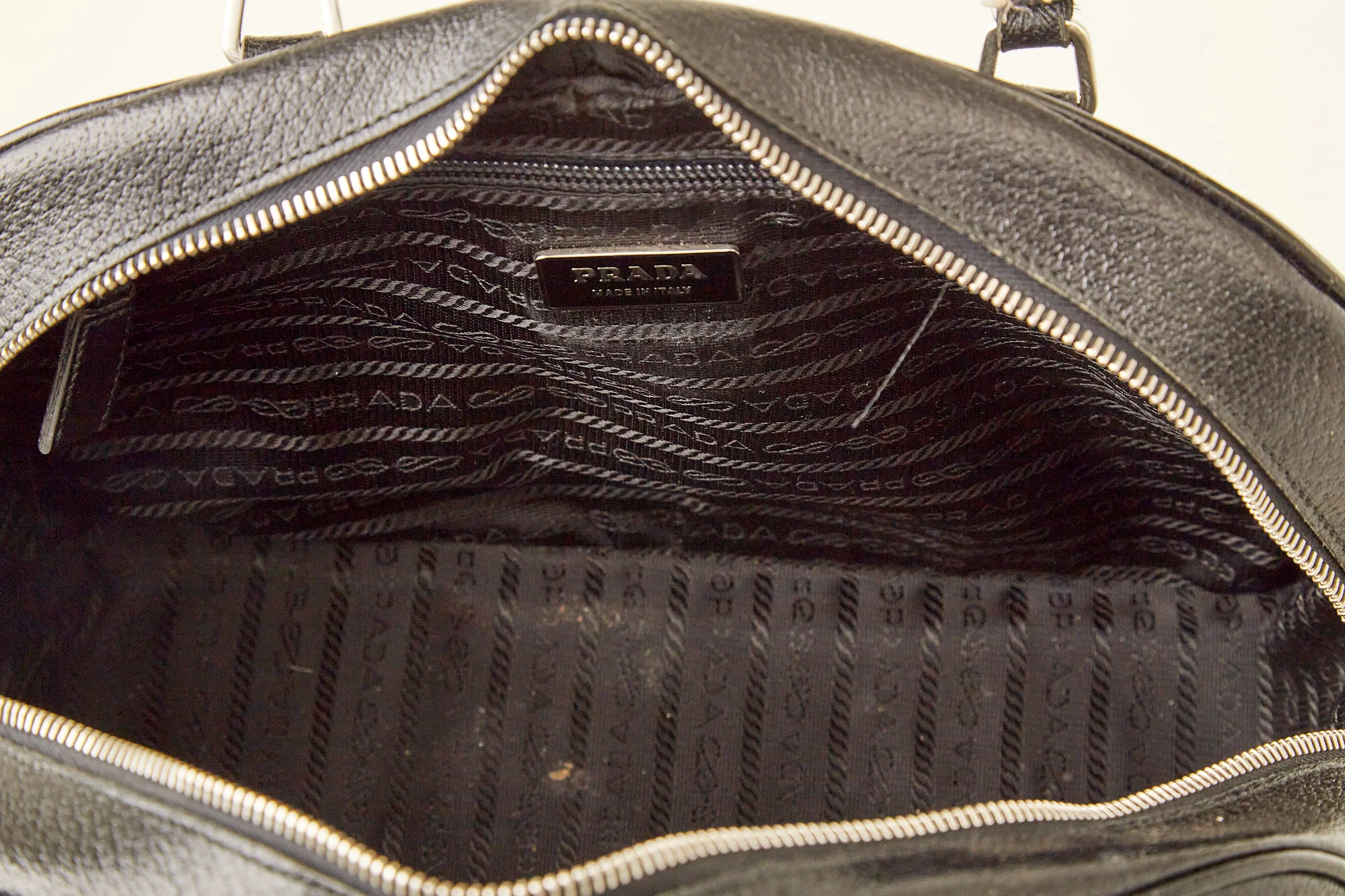 Prada Black Leather Shoulder Bag - Image 3
