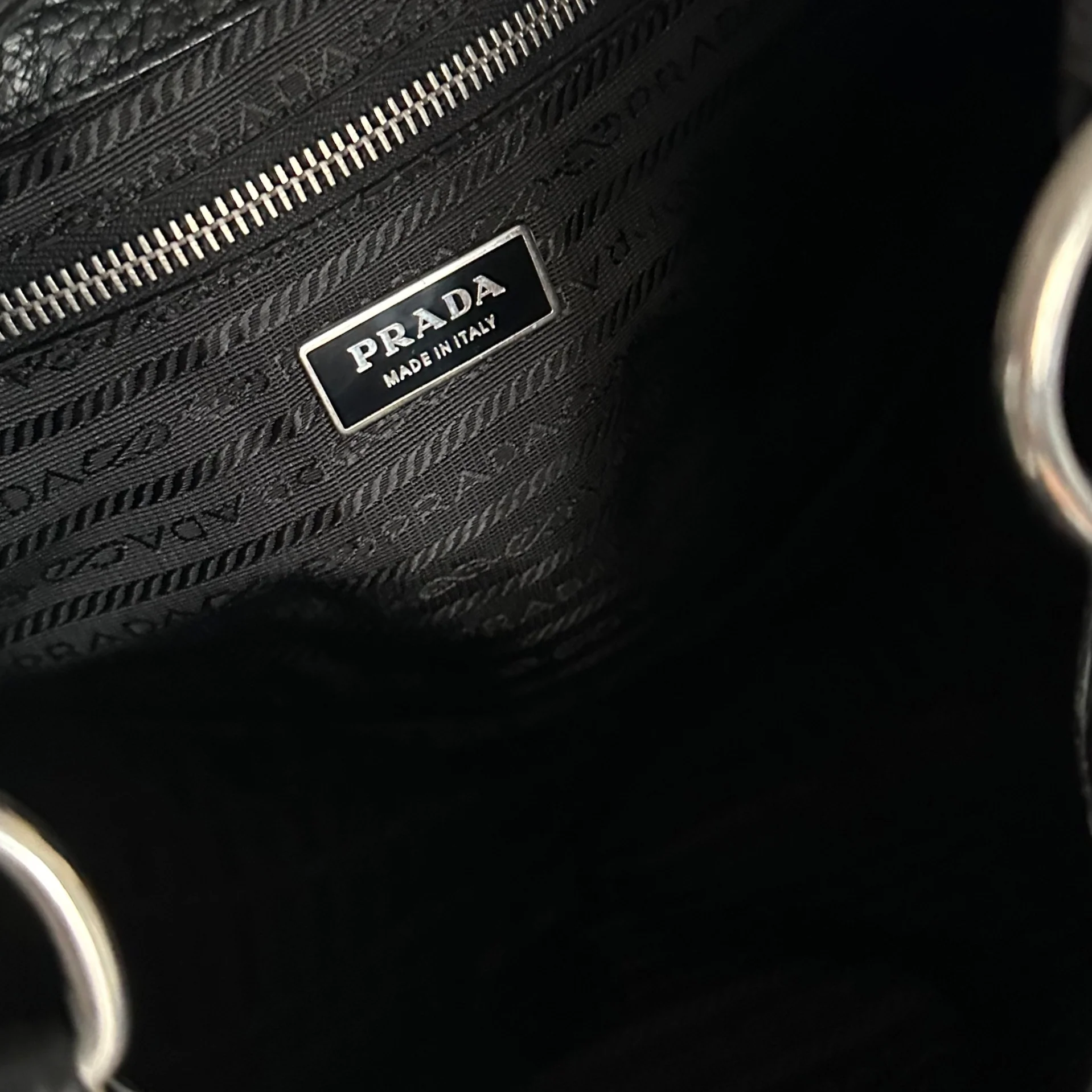 Prada Black Leather Shoulder Bag - Image 4