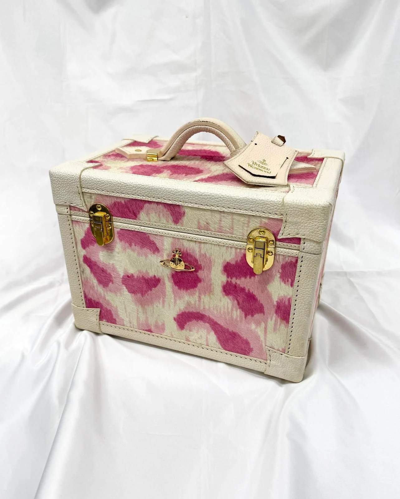 Vivienne Westwood Pink Train Case - Image 2